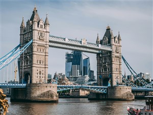 England Sightseeing & France by Cruise