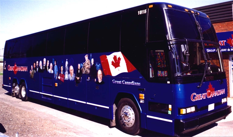 great canadian bus tours catalogue 2022